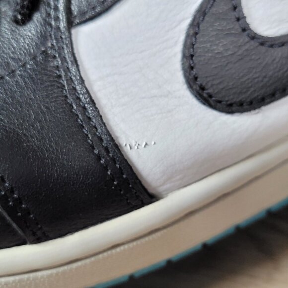 Nike Air Jordan 1 Retro Low UNC Shoes Mens Sz 11 Blue White Sneakers CZ0790-104 - Picture 8 of 13